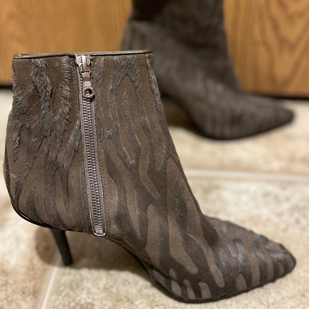 Rag & Bone Women’s Moto Calf Leather Fur Booties In Taupe Zebra Sz-39 $695 SRP
